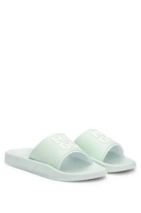 Chanclas con tira de la marca